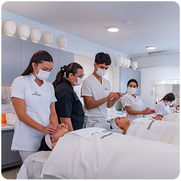 COSMETOLOGÍA PRESENCIAL
