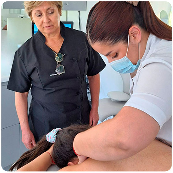COSMETOLOGÍA PRESENCIAL